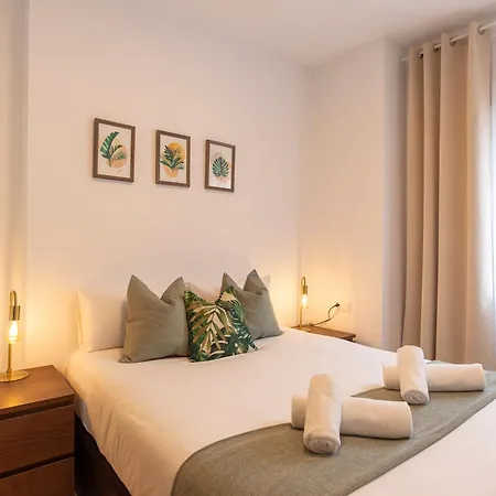 Huelin Apartment *
