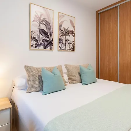 Huelin Apartment *